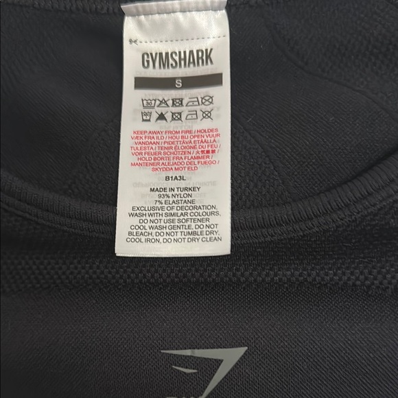 Gym Shark Black Long Sleeve Crop Top - Picture 3 of 7